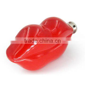 5 oz Red Lips Stainless Steel Hip Flask photo-3