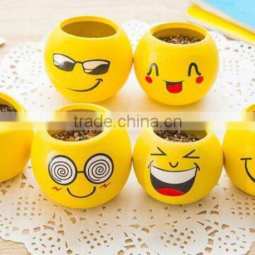 2017 New Style Emoji Grass Doll photo-3