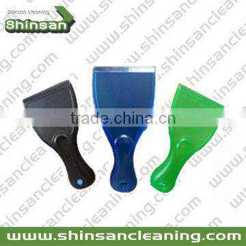 2017 hot selling ice scraper squeegee/window snow scraper for car/handy plastic ice scraper