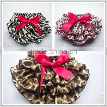 New arrival cute baby ruffle bloomer with bowknot, baby diaper cover for infant