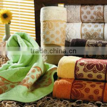 100% cotton Towels with Embriodery