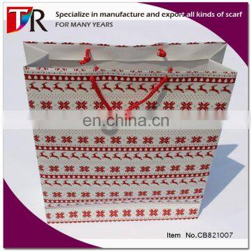 china manufactuer supply Christmas pattern door gift paper bag