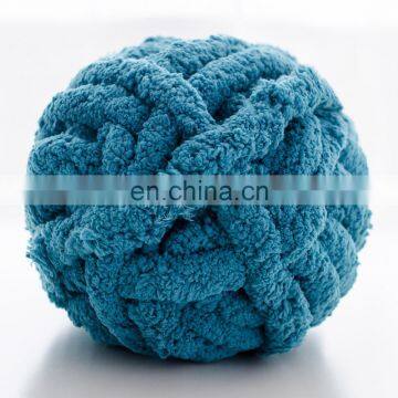 Wholesale soft round thick 100% polyester chenille roving yarn for mat