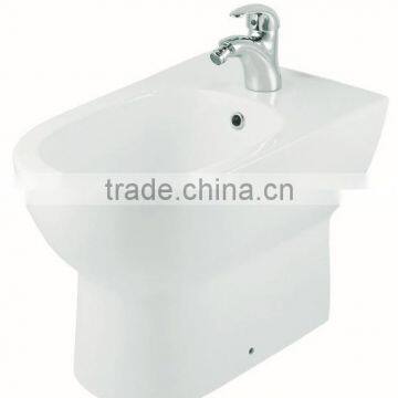Round ceramic floor Bidet