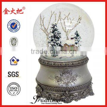 2014customized polyresin Xmas trees and house water globe