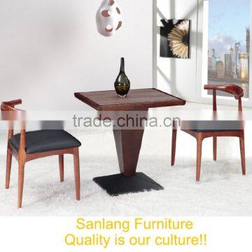 Chair Solid Wood Construction Hand Distressed Chair Wood Chair Finish Made in China