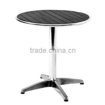 Aluminum frame dining table cast with plastic wood top