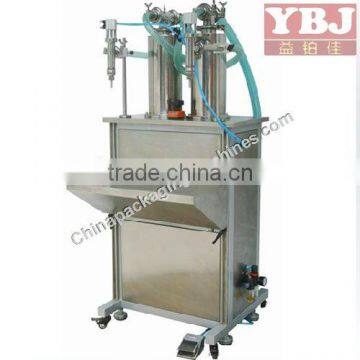 Vertical pneumatic oil filling machine