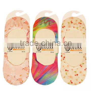 women invisible socks