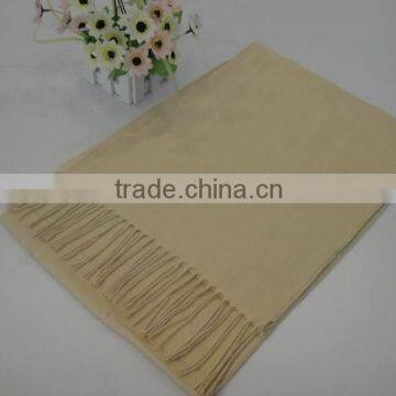 Unisex Fashion Plain Color Pashmina Scarf Wholesale in Stock photo-6