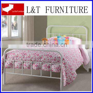 Excellent design white 4ft6 metal bed