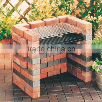 Built in bricks with cooking grid