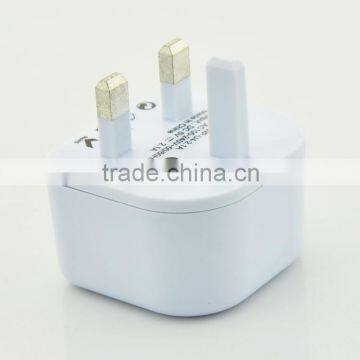 CE ROHS Active Usb Universal Travel Adapter With Usb Charger For UK photo-2