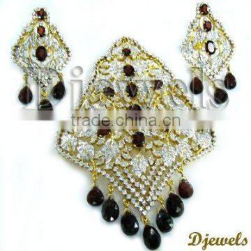 Gamet Diamond Pendant Sets, Diamond Gold Pendant Sets, Diamond Jewelry