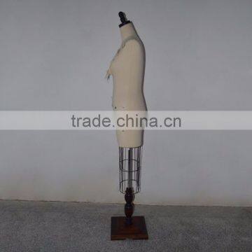White Fabric Dilapidated Upper Body Retro Woman Mannequin Display photo-3