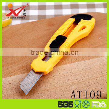 2016 fashion utilty knife fabric cutter and lowest price