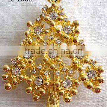 Gold color Xmas tree brooch