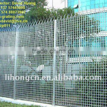 hot dip galvanized fortaleza fence