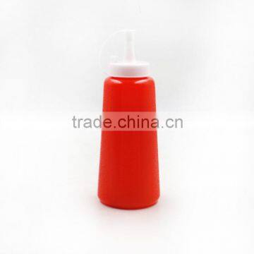 Food Grade Kitchen Plastic Squeeze Sauce Bottle photo-4