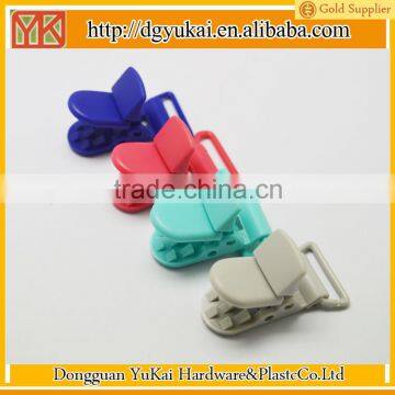 Yukai wholesale baby pacifier clip/plastic binder clips/plastic clips