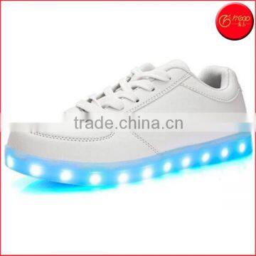 Hot sell super quality cheap Unisex Women Men USB Charging LED Sport Shoes Flashing Fashion Sneakers