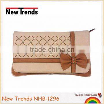 Fashion hollow out with rhinestones and PU flower clutch bag /purse