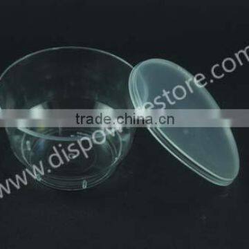 Plastic cup with lid