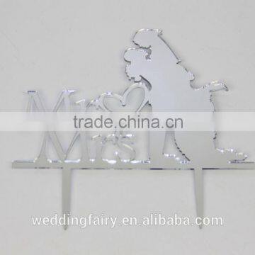 Latest Arrival OEM Design ceramic wedding cake topper wholesale