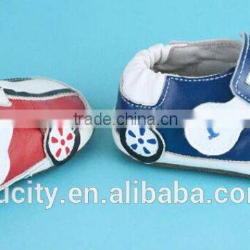 Cheap Soft Sole Real Baby Leather Shoes With Wheel in Car Shape