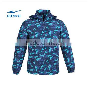 ERKE new arrivals mens camo lightweight zip up windbreaker with hood 100% polyester sports outwear long sleeve