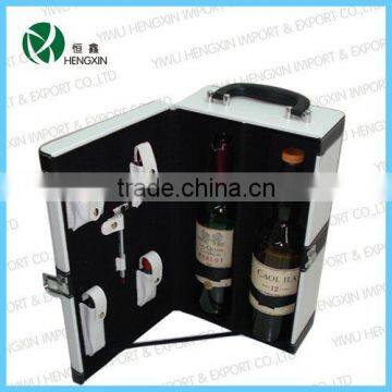 Leather pu wine-case holding two bottles