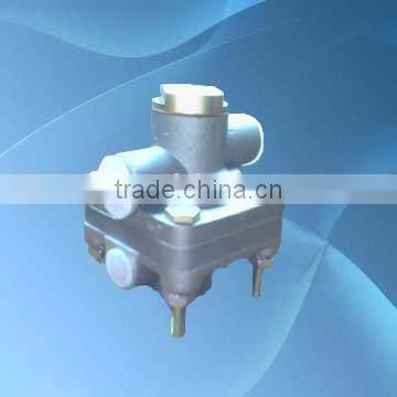 T815 truck control valve