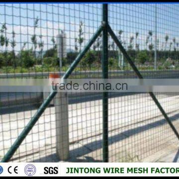 High Strength Pvc Coated Euro Welded Holland Fence photo-2