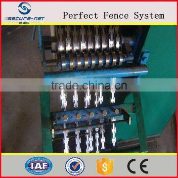 BTO-11 BTO-22 CBT-60 CBT-65 Razor Wire for Sale/razor Wire Price/concertina Razor Barbed Wire photo-4