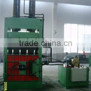 PET bottle baler