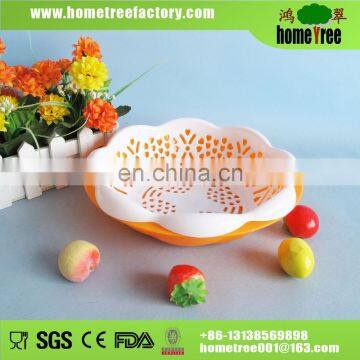 2015 good quality plastic fruit basket type strainer plastic mesh strainer