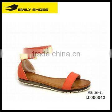 Lady's flat sandal with back cover