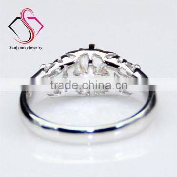 Round Brilliant Cut Moissanite Solitaire 0.8 Carat 6.0mm Center 14k White Yellow Gold Diamond Engagement Ring photo-2