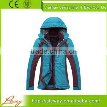 China custom high quality newest popular men's softshell jacket wholesale