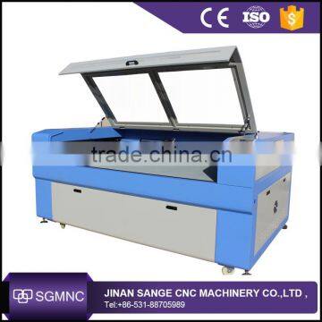 Large Format Fashion Clothes/T-shirts/Apparel/Fabric Laser Cutting Machine With Auto Feeder