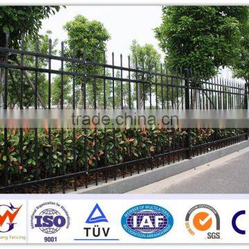 Lightweight decorative flower fence for garden