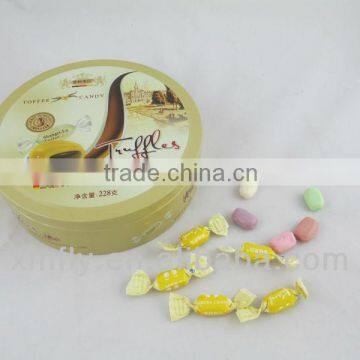 Milk flavour toffee candy in gift box