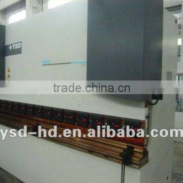 Sheet metal folding machine