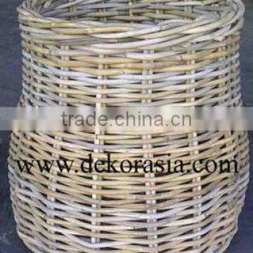 Natural Color Large Vase, Made of Rattan