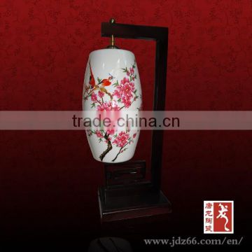 Chinese style delicate flowers handmade antique ceramic lamps for hot sale in new year