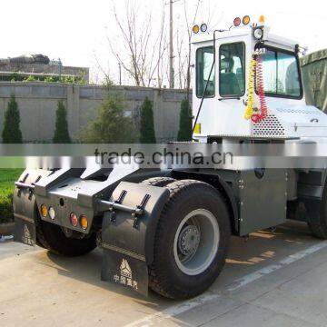 SINOTRUK HOVA 4x2 Terminal Tractor Trucks With High Reputation At Home And Abroad