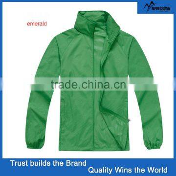 100% polyester lightweight waterproof jacket