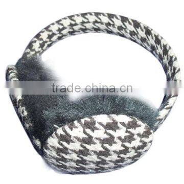 2015 China Suppliers Black and White Earmuffs photo-4