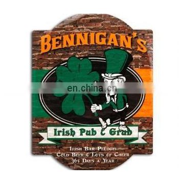 Irish Pub & Grub Bar Sign