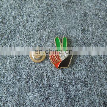 custom 2017 UAE 46th national day hand shaped with crystal souvenir lapel pin badge